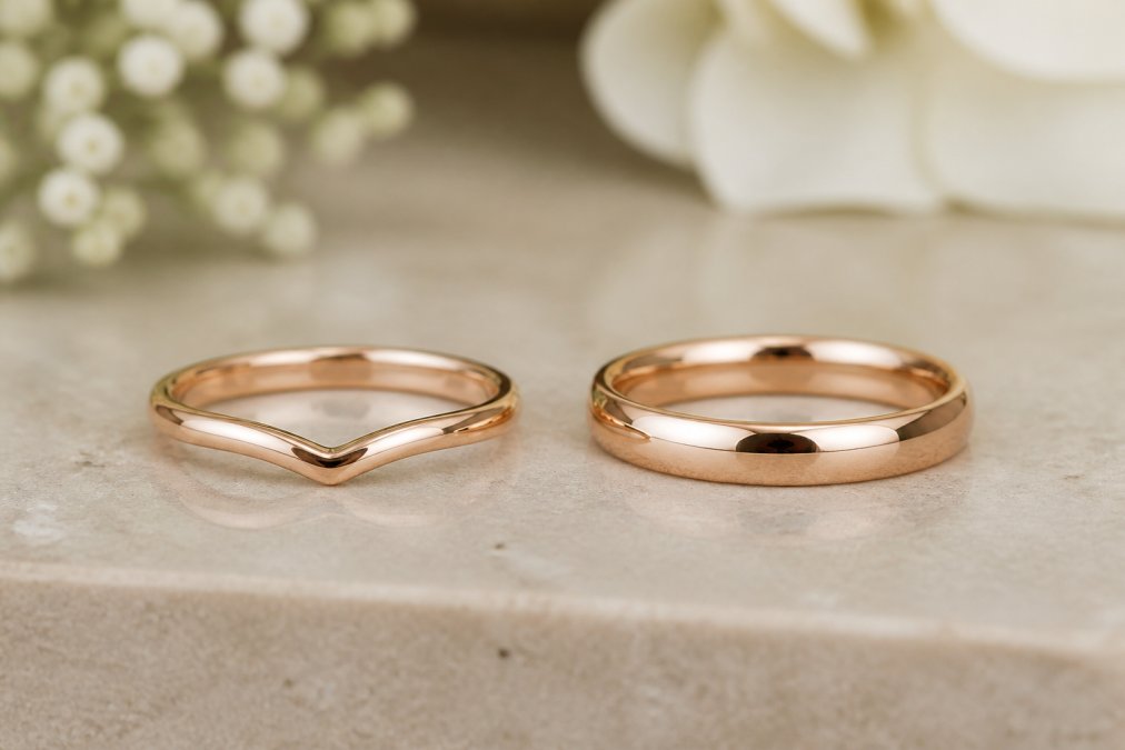 Contour Wedding Band vs Straight Band Guide (2026)