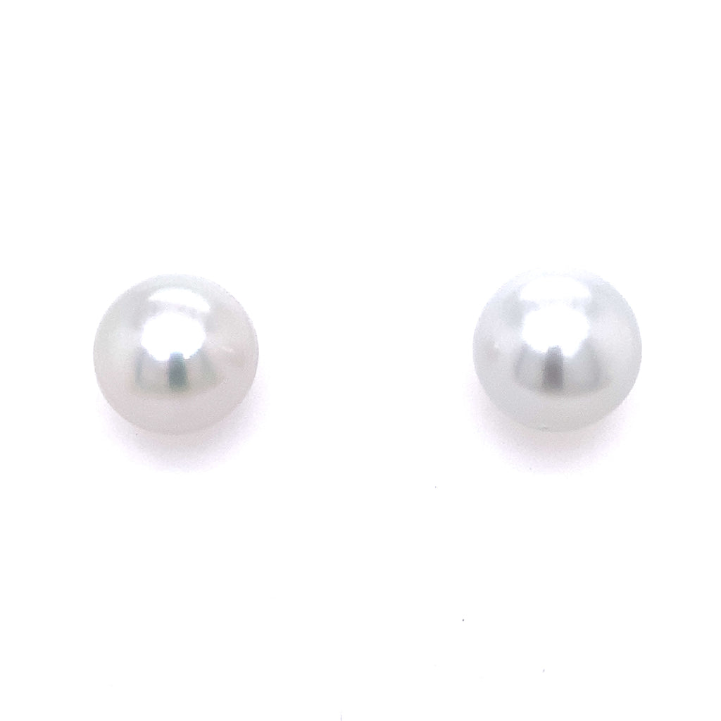 Round Pearl Studs 9mm