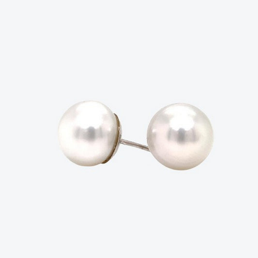 Pearl studs